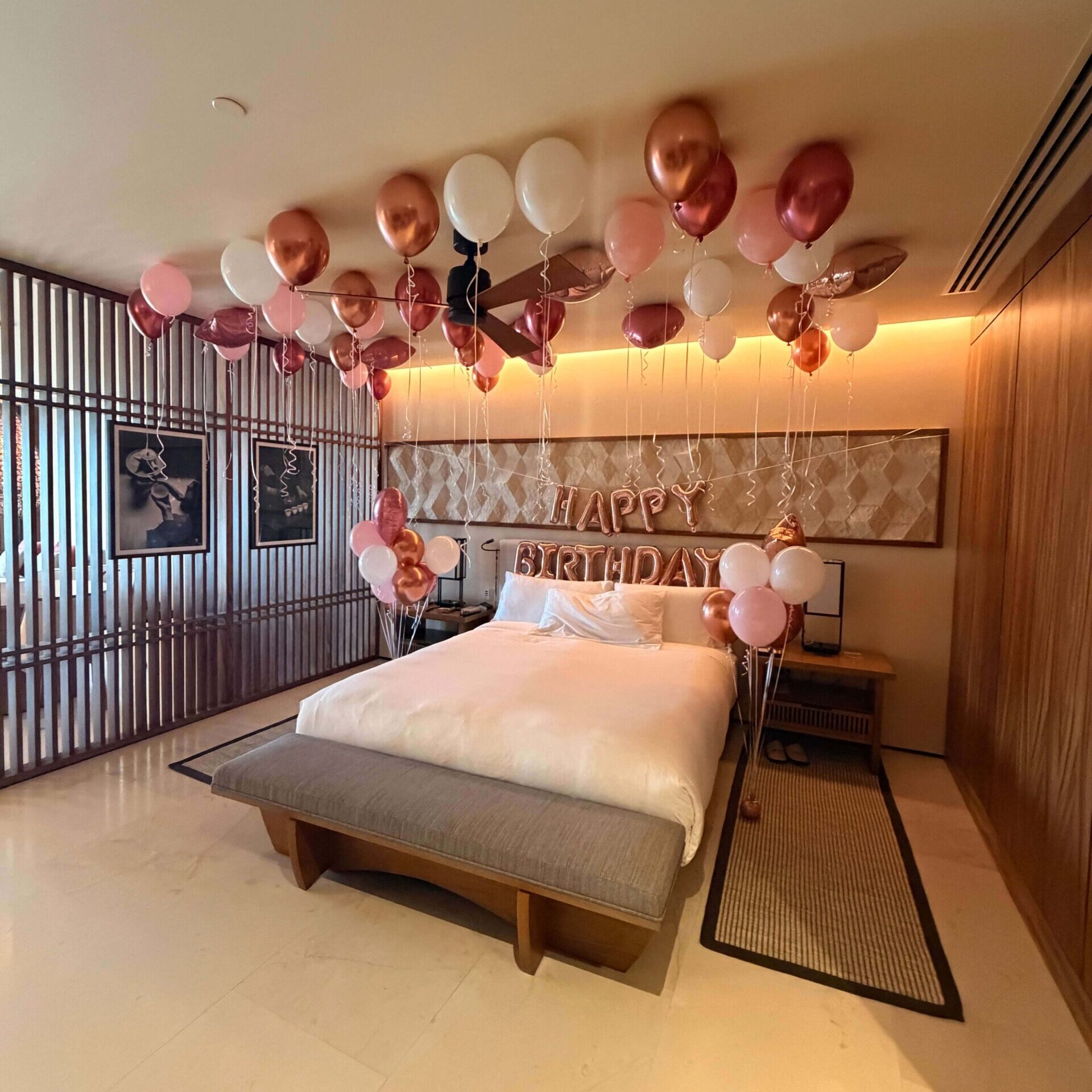 Decoración sorpresa con globos en Los Cabos